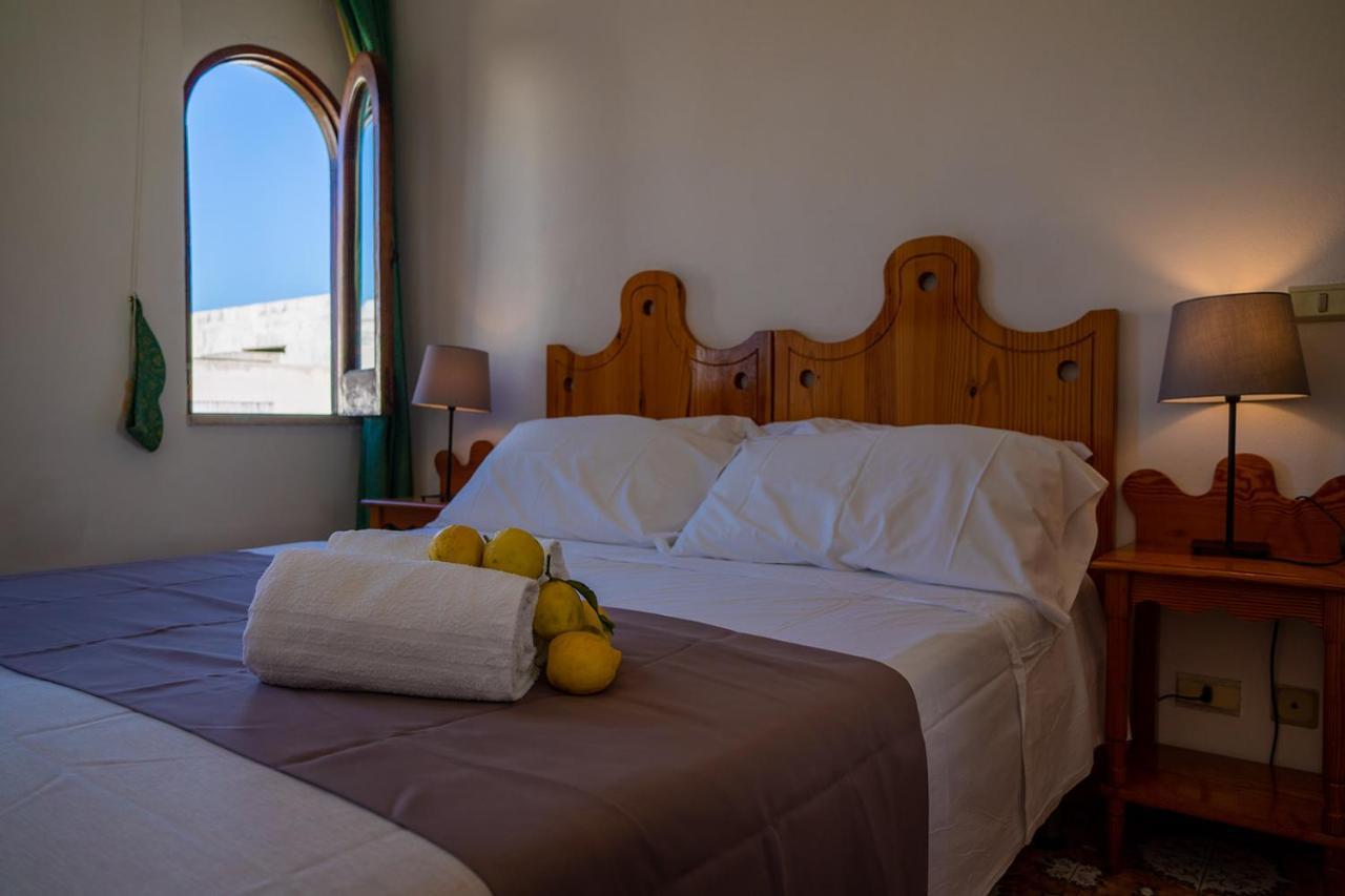 Hotel Rojas Vulcano  Esterno foto