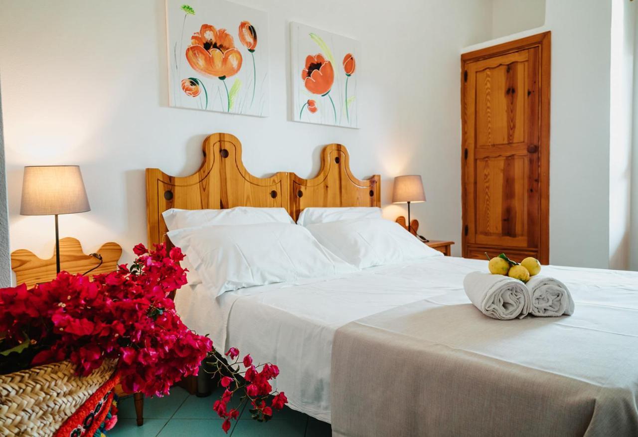 Hotel Rojas Vulcano  Esterno foto