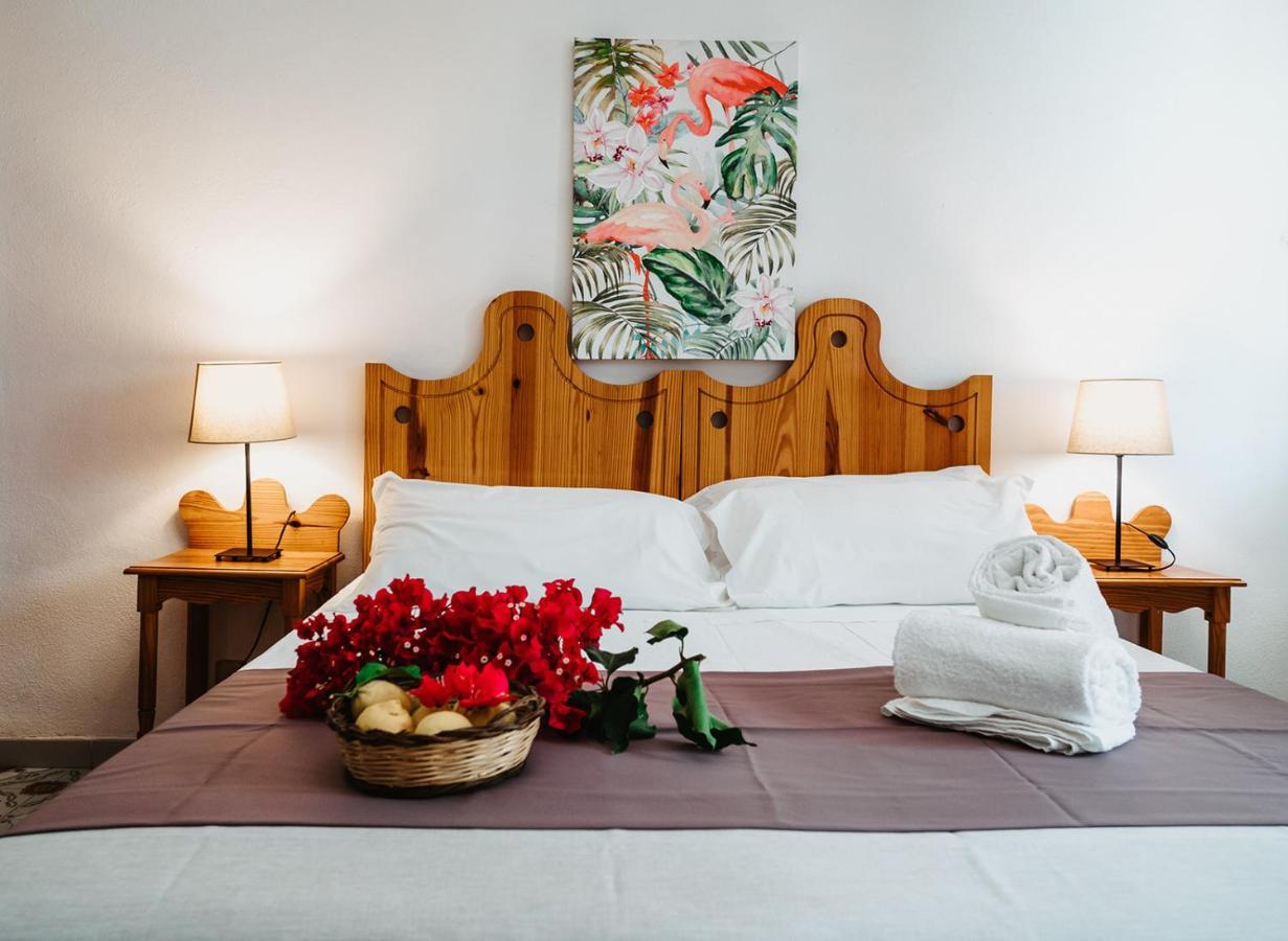 Hotel Rojas Vulcano  Esterno foto