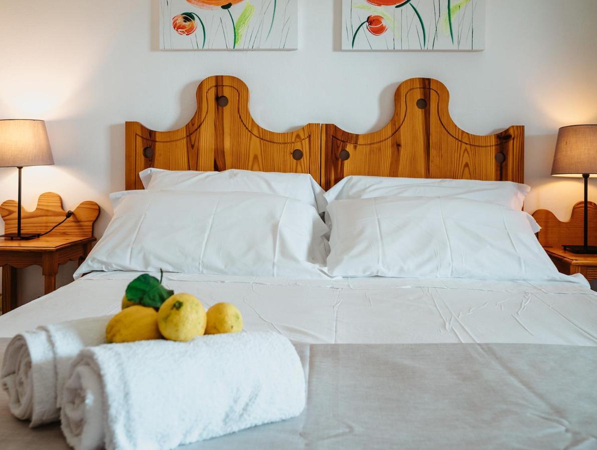 Hotel Rojas Vulcano  Esterno foto