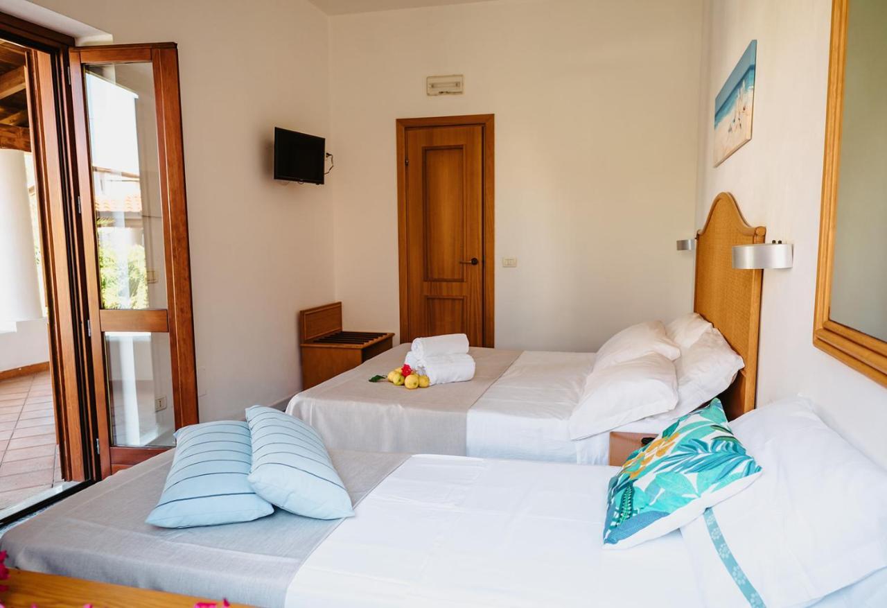 Hotel Rojas Vulcano  Esterno foto
