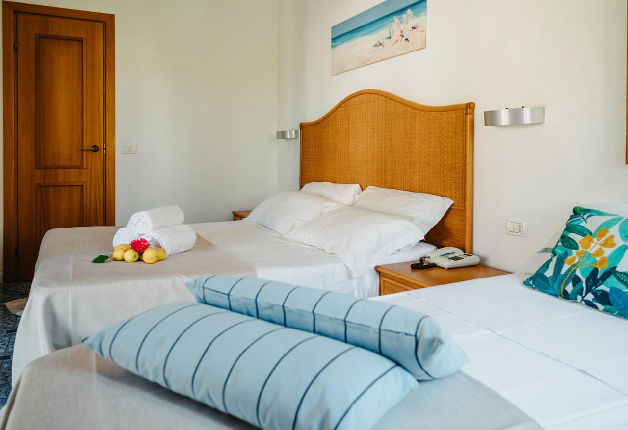 Hotel Rojas Vulcano  Esterno foto