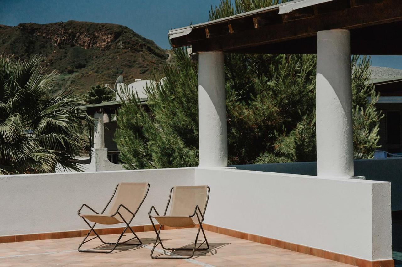 Hotel Rojas Vulcano  Esterno foto